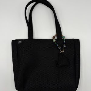 BOLSO NEGRO MESH 3D CON CHARMS